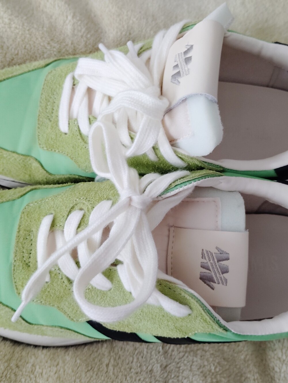 Woman's  Green Suede & Mesh Sneakers